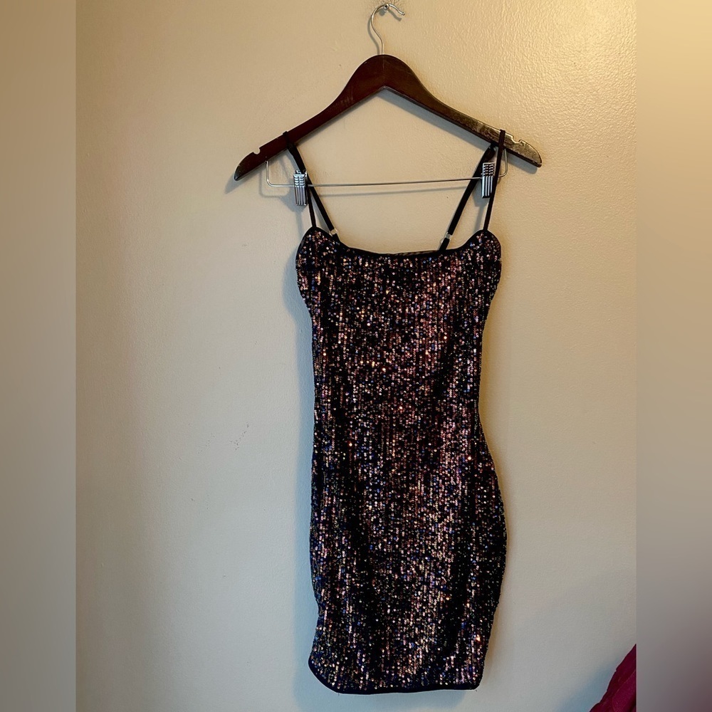 Vintage Y2K Stretchy Spaghetti Strap Sparkly Sequin Dress